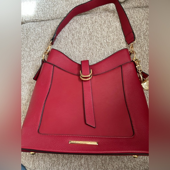 Gorgeous red leather MIA Collection handbag with adjustable crossbody strap. - Picture 3 of 7